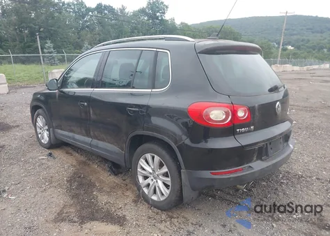 2009 Volkswagen Tiguan Se z USA, uszkodzony, nr VIN WVGBV75N29W520228